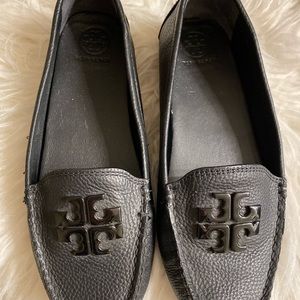 Tory Burch like new black shoes size 7